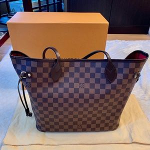 Louis Vuitton Damier Neverfull MM